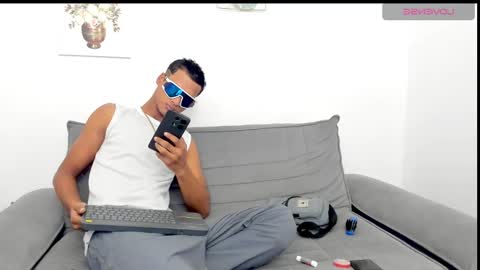 enrique online show from 01/05/25, 03:45