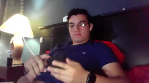 Snapshot of enriquecum chatting on 10/28/25, 02:15 enriquecum online show from 10/28/25, 02:15