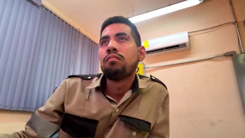 Snapshot of enriquegc197 chatting on 01/20/25, 07:35 Enriquegc197 online show from 01/20/25, 07:35