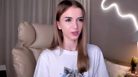 entya online show from 11/22/25, 08:13