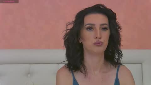 enyahazell online show from 09/14/25, 05:45