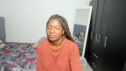 Angela online show from 11/05/25, 02:22