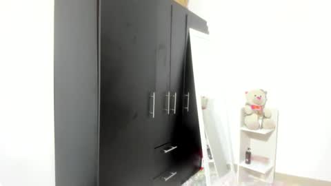 Angela online show from 04/18/26, 05:06