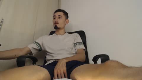 enzo 1408 online show from 02/12/25, 06:19