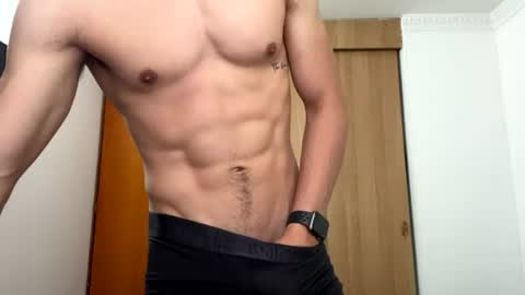 Snapshot of enzo_savage chatting on 06/29/26, 11:43 enzo_savage online show from 06/29/26, 11:43