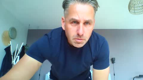 Enzos Massive Cock online show from 09/27/25, 10:20