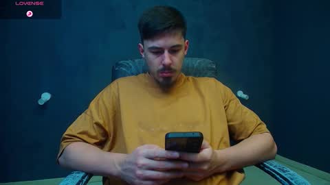 EnzoRace online show from 11/18/25, 05:34