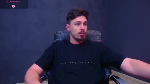 EnzoRace online show from 12/22/25, 05:59