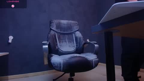 EnzoRace online show from 01/09/26, 06:38