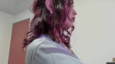 Leyla online show from 04/14/26, 03:23