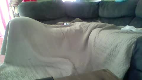 Snapshot of ephixa37s chatting on 03/01/25, 03:27 ephixa37s online show from 03/01/25, 03:27
