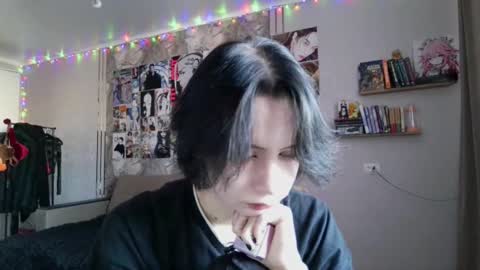 Snapshot of epifaniapaolino chatting on 01/16/26, 09:57 Lucy NEXT STREAM January 5 HNY online show from 01/16/26, 09:57