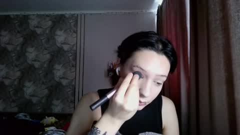 Snapshot of epifaniapaolino chatting on 02/16/26, 09:16 Lucy NEXT STREAM January 5 HNY online show from 02/16/26, 09:16