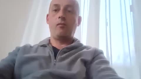 epu17 online show from 10/12/25, 03:33