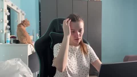 Lily online show from 02/21/26, 02:12