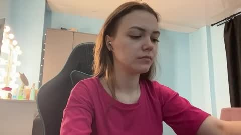 Lily online show from 03/16/26, 12:06