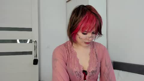 Snapshot of erapody chatting on 06/18/26, 06:35 Venice online show from 06/18/26, 06:35