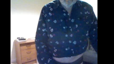 erasmus_d online show from 12/15/24, 06:37