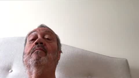 erasmus_d online show from 04/29/26, 07:34