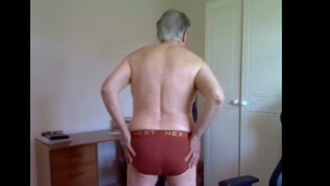 Snapshot of erasmus_d chatting on 06/20/26, 05:38 erasmus_d online show from 06/20/26, 05:38