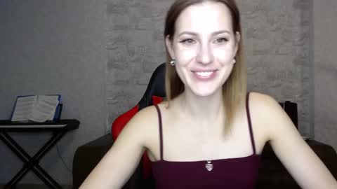 Erdbeeren mit Sahne online show from 11/13/25, 06:07