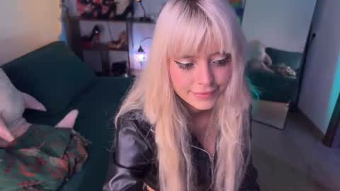 Alissa online show from 09/22/25, 12:29