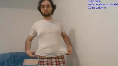 Snapshot of eren_jaeger2000 chatting on 10/04/25, 03:04 Eren online show from 10/04/25, 03:04