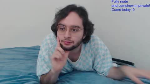 Snapshot of eren_jaeger2000 chatting on 10/10/25, 04:11 Eren online show from 10/10/25, 04:11