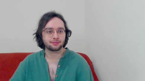 Snapshot of eren_jaeger2000 chatting on 12/04/25, 03:38 Eren online show from 12/04/25, 03:38