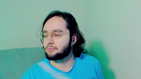 Snapshot of eren_jaeger2000 chatting on 01/09/26, 10:29 Eren online show from 01/09/26, 10:29