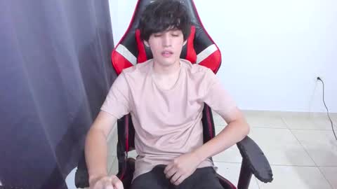 eren_tatakae online show from 11/04/25, 03:27