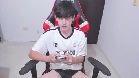 eren_tatakae online show from 12/20/25, 03:35