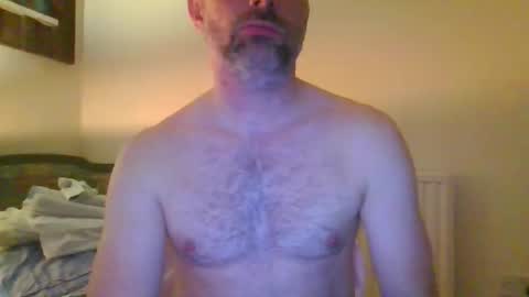 eric334418 online show from 11/01/25, 09:06