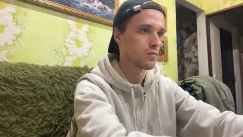 Eric online show from 10/04/25, 05:00