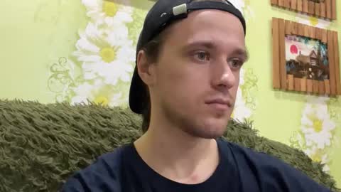 Eric online show from 10/10/25, 03:44