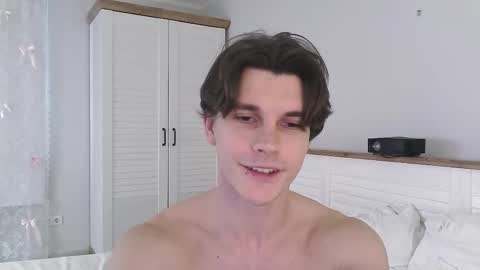 Eric Crush online show from 03/16/26, 05:44