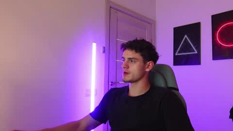    online show from 09/24/25, 01:36