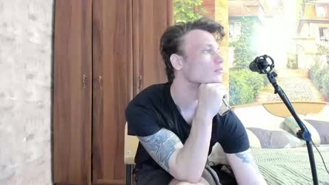 Eric online show from 09/26/25, 05:55