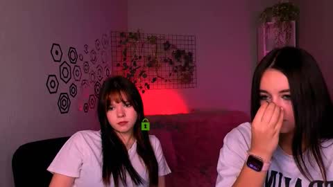 erica_murray online show from 11/25/25, 01:00