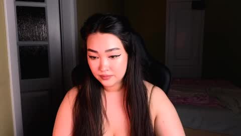 Erica Wayne online show from 01/26/25, 05:13