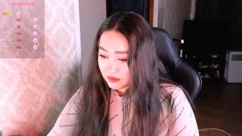 Erica Wayne online show from 04/18/26, 06:01