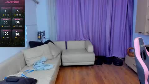 Erika online show from 12/15/25, 08:40