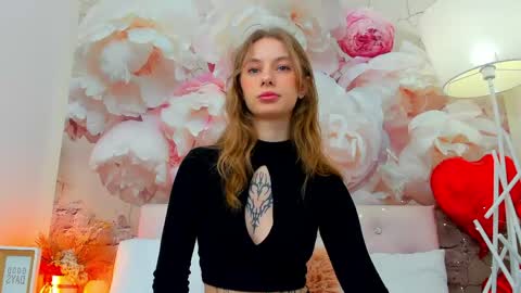 Erica online show from 04/30/26, 05:47
