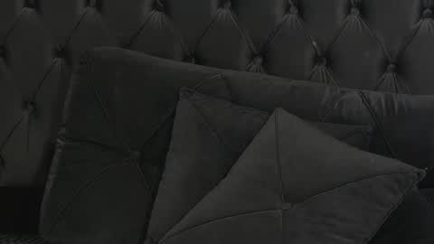 Snapshot of ericarosse chatting on 12/11/24, 05:26 Erica online show from 12/11/24, 05:26