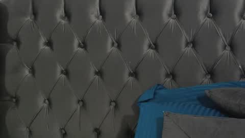 Snapshot of ericarosse chatting on 01/17/25, 10:56 Erica online show from 01/17/25, 10:56