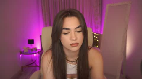 Erica online show from 06/22/26, 06:54