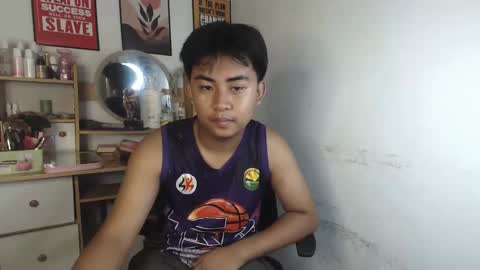 Snapshot of erick_cummer30 chatting on 05/01/26, 01:21 erick_cummer30 online show from 05/01/26, 01:21