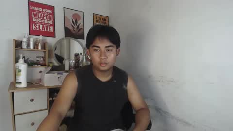 Snapshot of erick_cummer30 chatting on 05/23/26, 08:29 erick_cummer30 online show from 05/23/26, 08:29