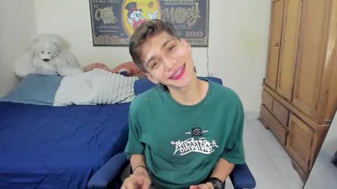 erick_de_rossee online show from 12/19/25, 07:32