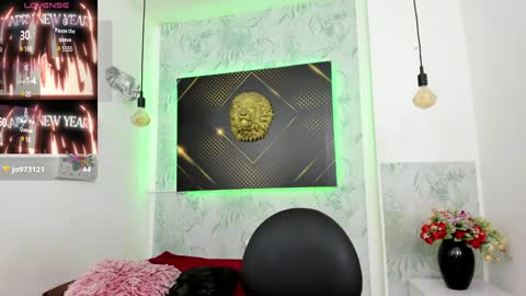   online show from 01/21/25, 07:04